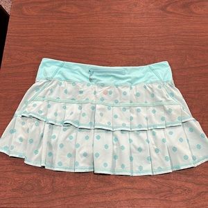 Size 8 Lululemon Athletica Pace Setter Skort!
